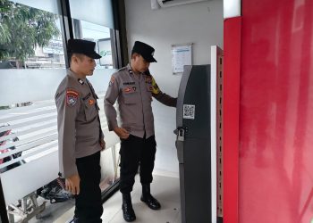 Patroli Perbankan Polsek Sananwetan Antisipasi Tindak Kejahatan yang Menyasar Mesin ATM di Bulan Ramadhan