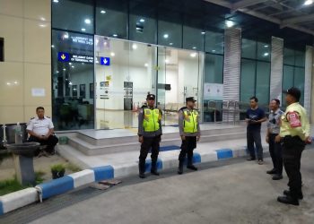 Patroli Rutin Malam Polsek Sananwetan Sambangi Terminal Patria, Ciptakan Rasa Aman Bagi Calon Penumpang