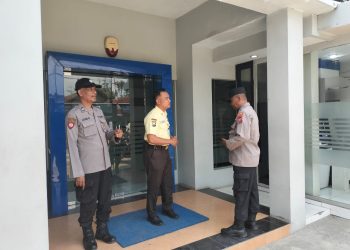 Polsek Wonodadi Intensifkan Patroli Objek Vital di Sekitar Bank BRI untuk Cegah Gangguan Kamtibmas